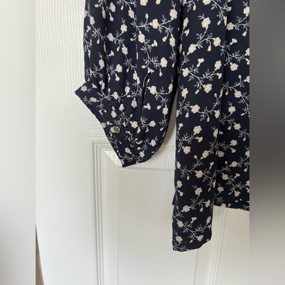 Squareneck floral blouse - Picture 9 of 9